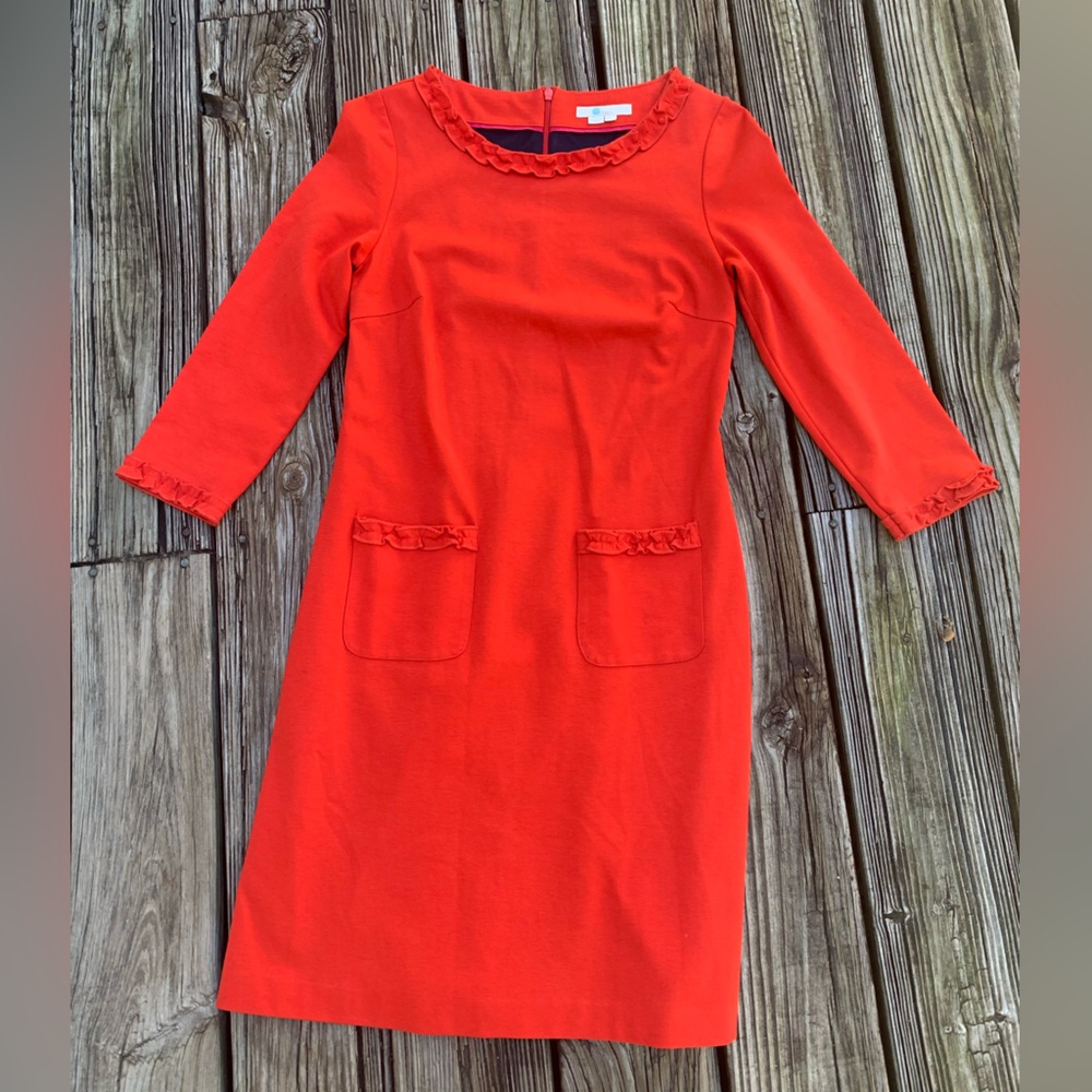 Boden Shift dress with relaxed waist to a fitted hip size 6 orange red ruffle